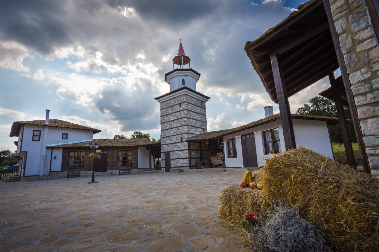 Ethnocomplex Krivini Hotel Exterior foto